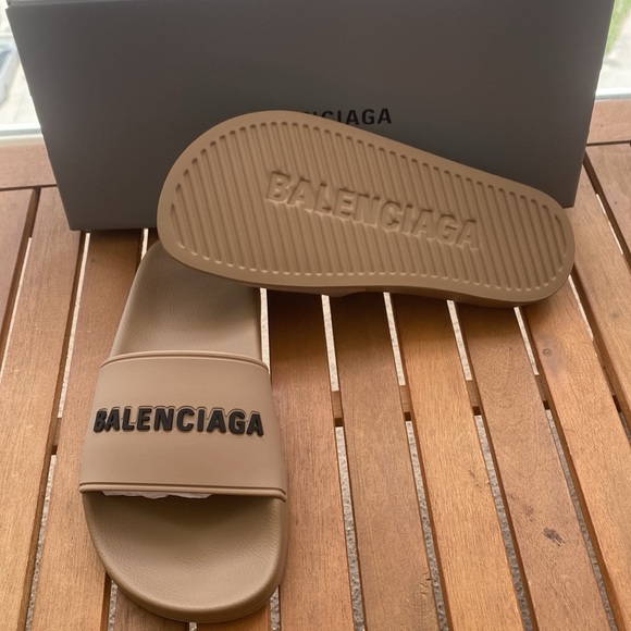 💯- New Authentic Balenciaga Logo Sport Slide Welded logotype pops in texture - Picture 8 of 17